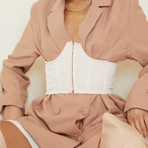 PrettyLittleThing cut out corset belt